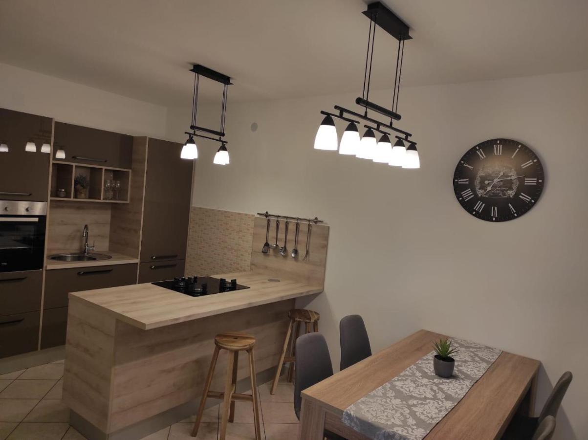 רוגוזניצה Apartments Ukic מראה חיצוני תמונה